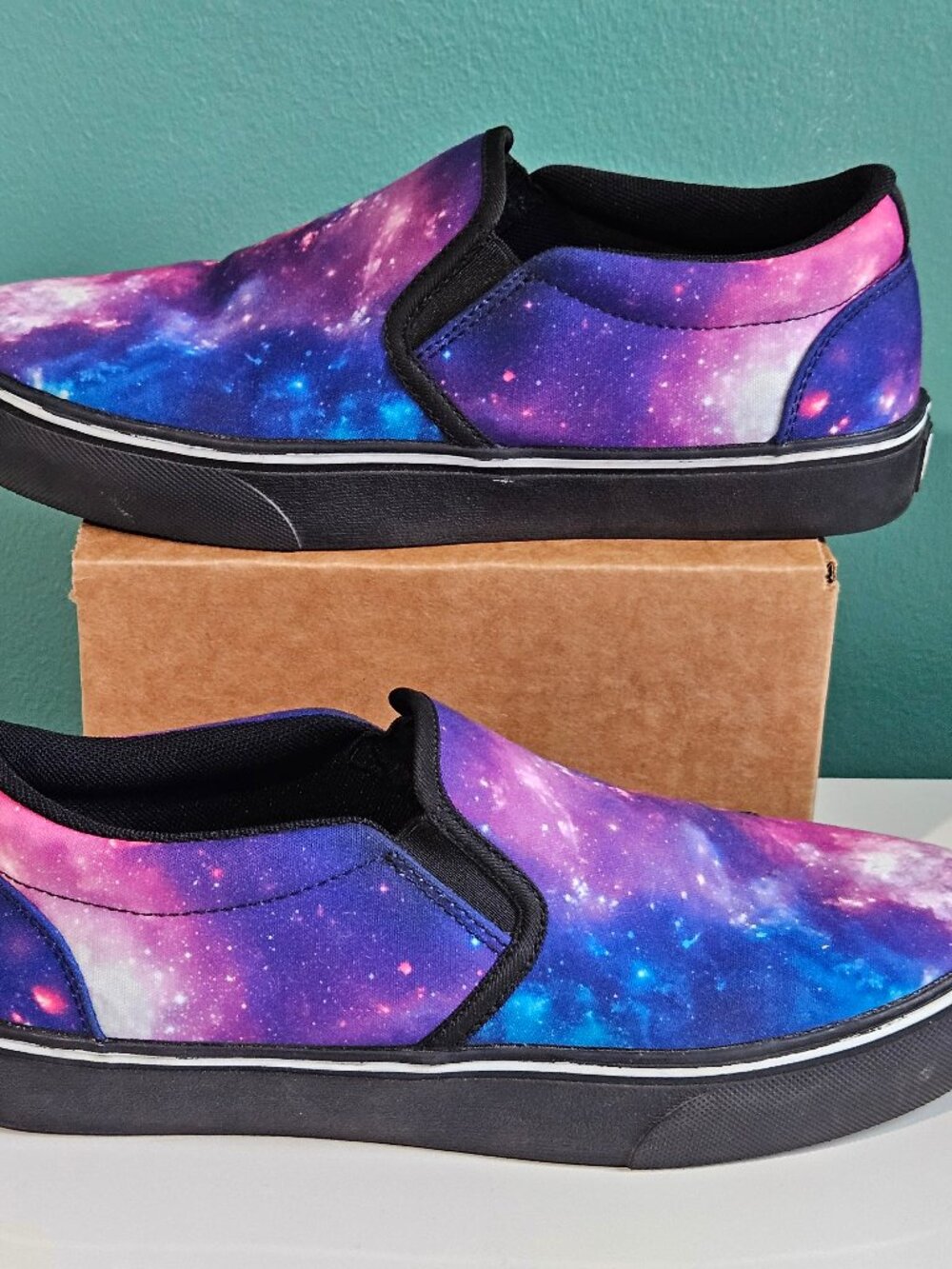 Offbeat Sweetie Nebula Graphic Slip-On Shoes Mens Size 8 Womens 9 Space Galaxy
